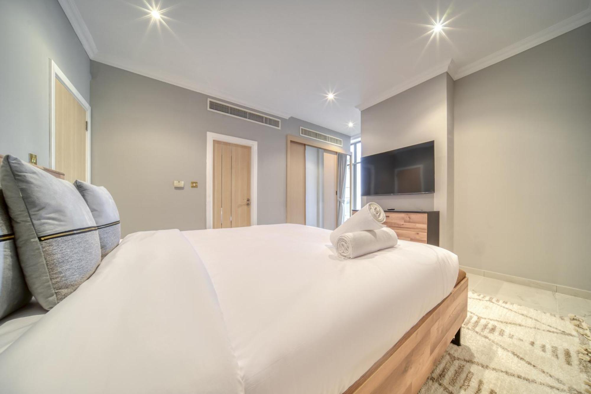 New! Sea View Luxurious 4 Bedroom Duplex Dubai Buitenkant foto